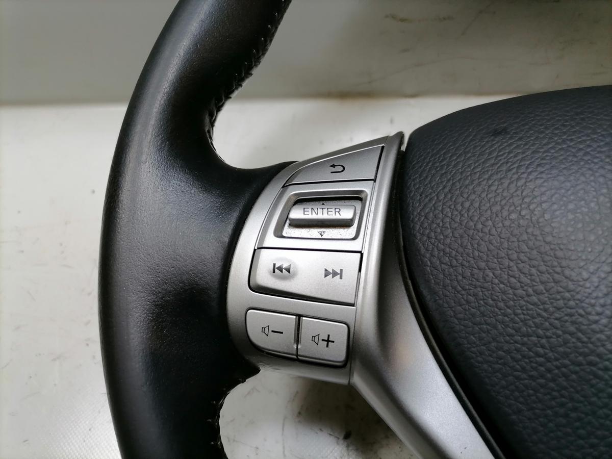 Nissan Pulsar original Lederlenkrad mit Multifunktion Bj.2016